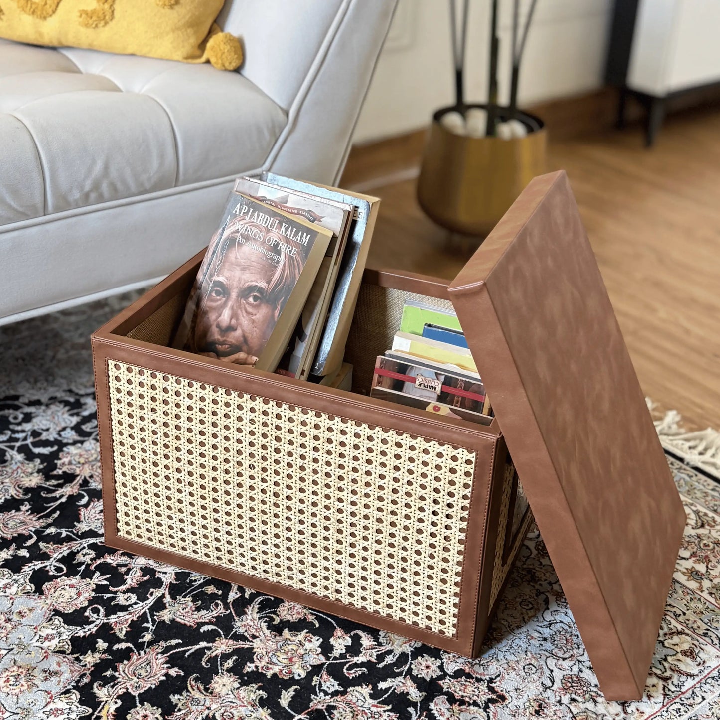 Wicker Basket with Lid (SMALL)