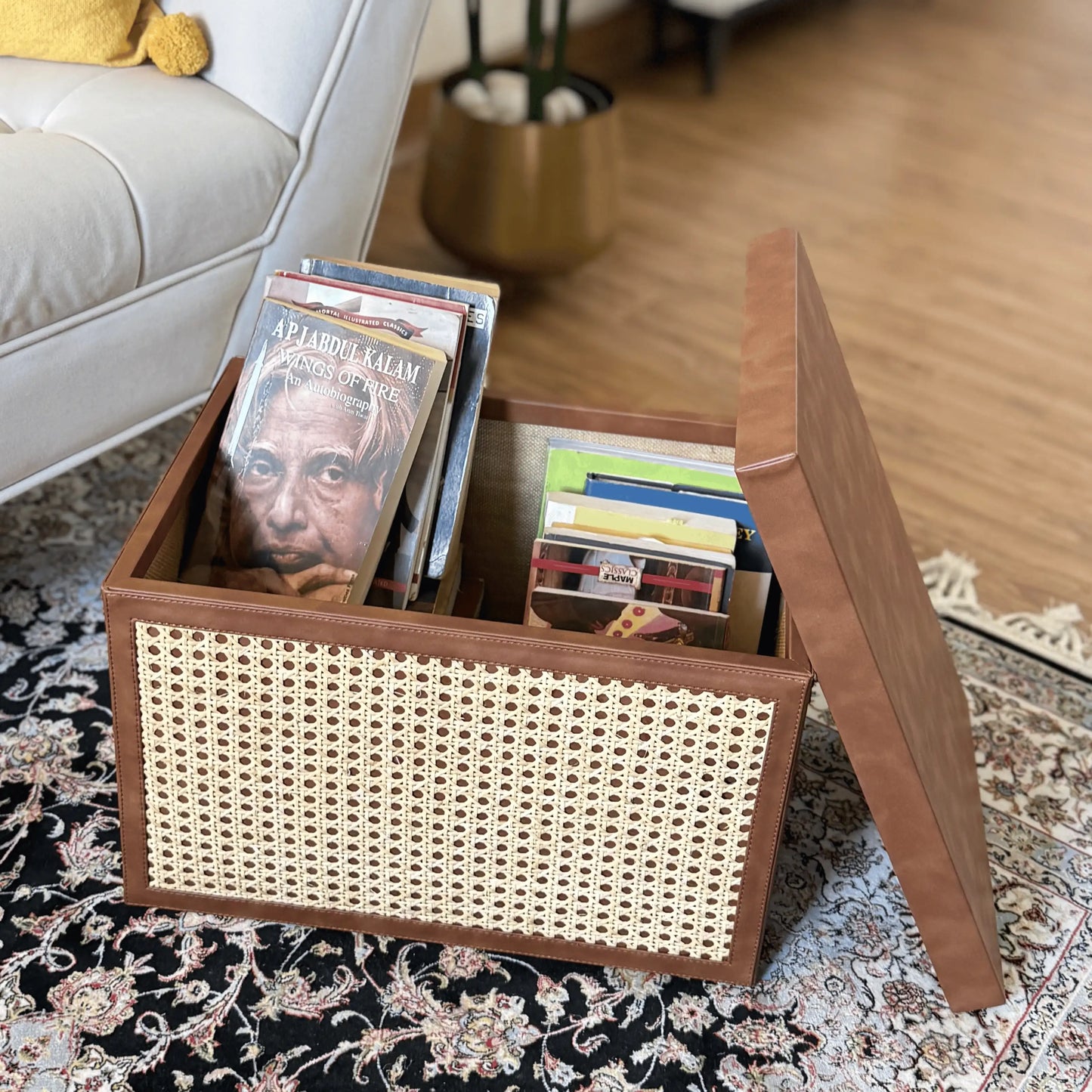 Wicker Basket with Lid (SMALL)